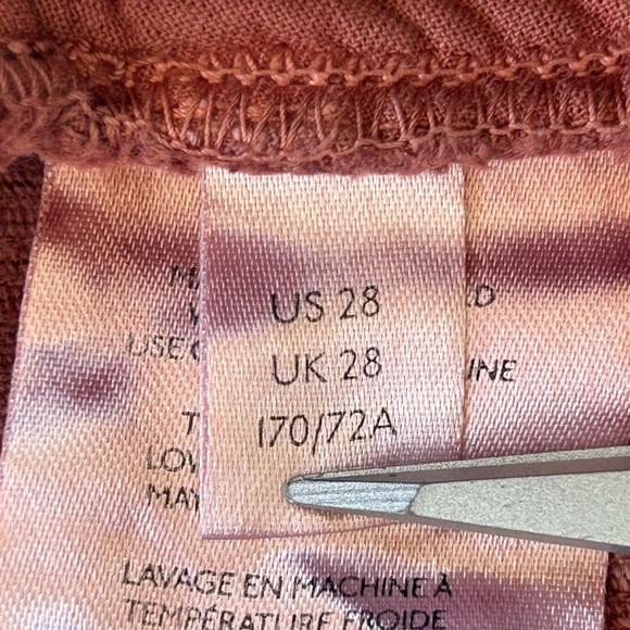 We The FreeWomen’s Corduroy Pants Hi-Waist Tapered Leg Dusty Rose Size 28‎ - Picture 7 of 12